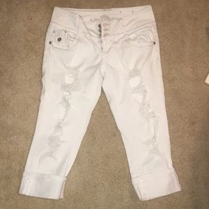 White ripped capri pants